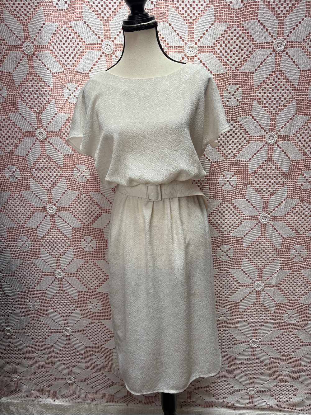 Vintage KEVY Petite Cream Textured Belted Dress Size 11/12